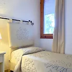 Domus Costa Smeralda Sardinian House * Cugnana Verde