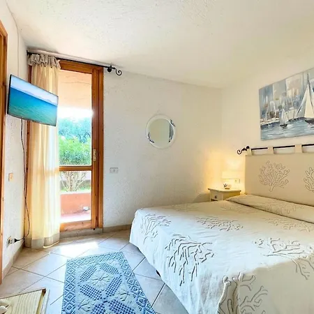 Domus Costa Smeralda Sardinian House *