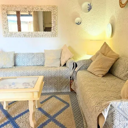 Σπίτι διακοπών Domus Costa Smeralda Sardinian House *