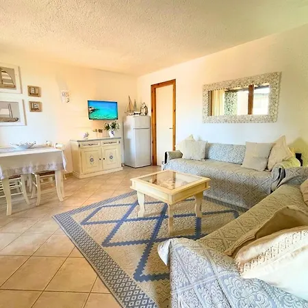 Domus Costa Smeralda Sardinian House * Cugnana Verde