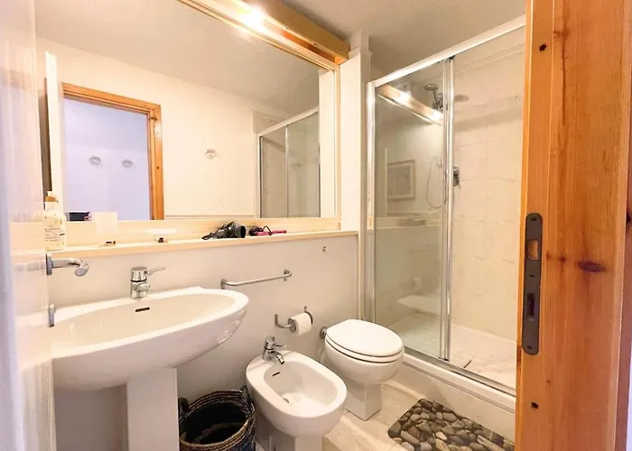 Domus Costa Smeralda Sardinian House Casa de Férias *